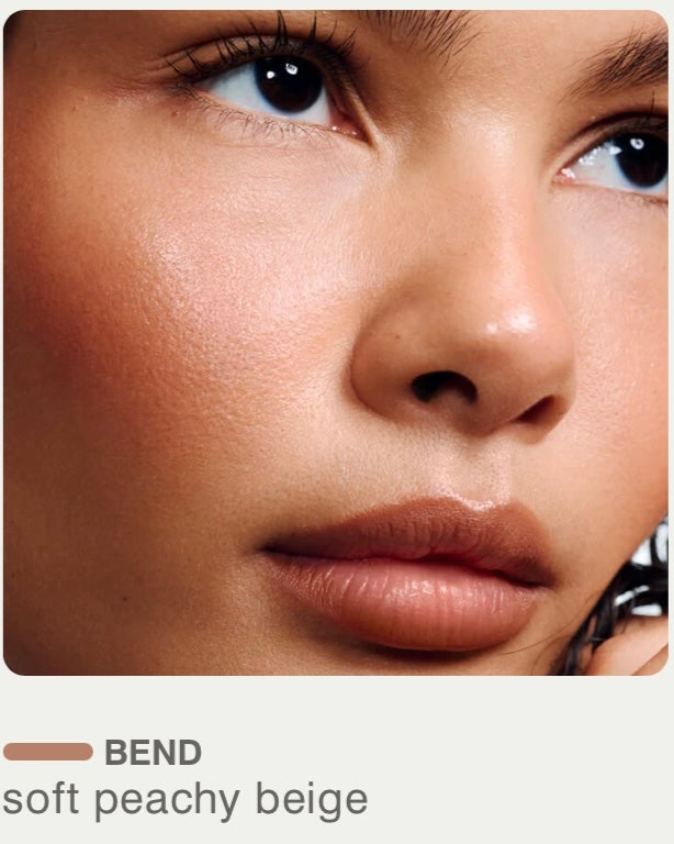 Rhode peptide lip shape