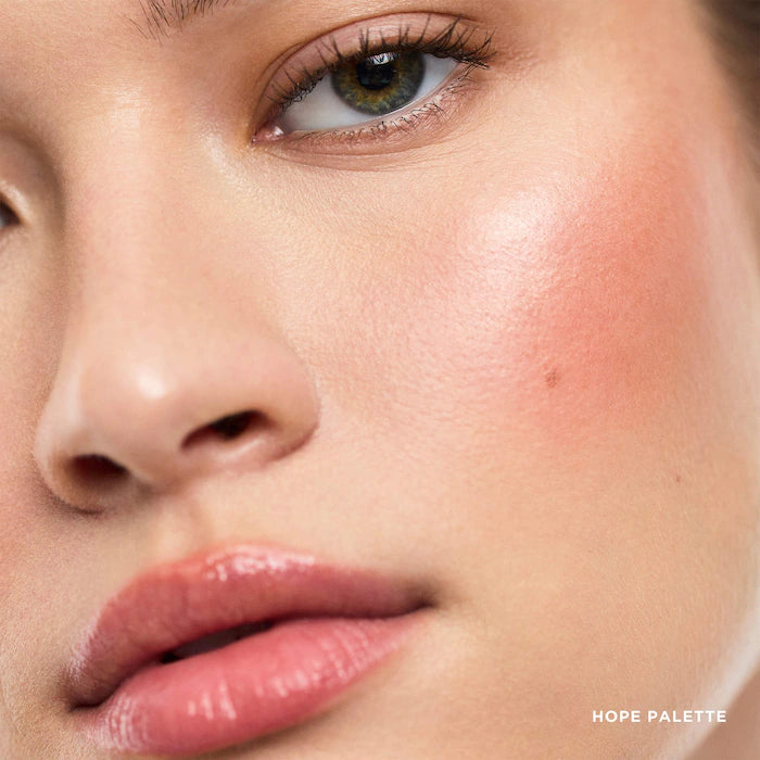 Hourglass
Ambient Lighting Edit Unlocked Palette (Hope)