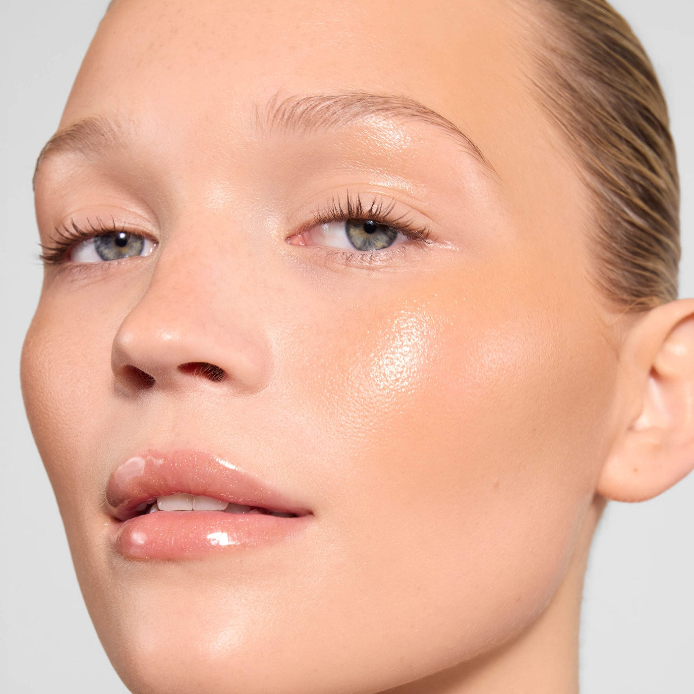 Topaz Collection: Shimmer Lip Gloss & Liquid Highlighter Set (pre-order)