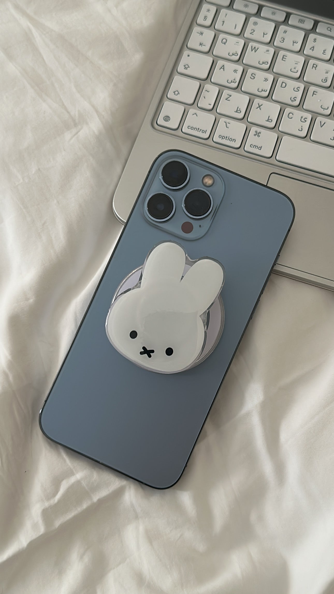 Miffy phone grip