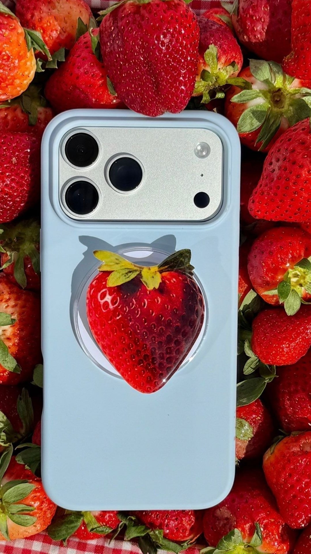 Strawbonita Phone Grip