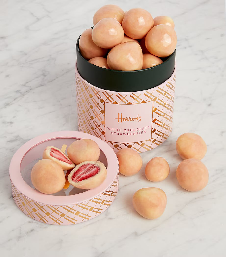 HARRODS
White Chocolate Strawberries (225g)