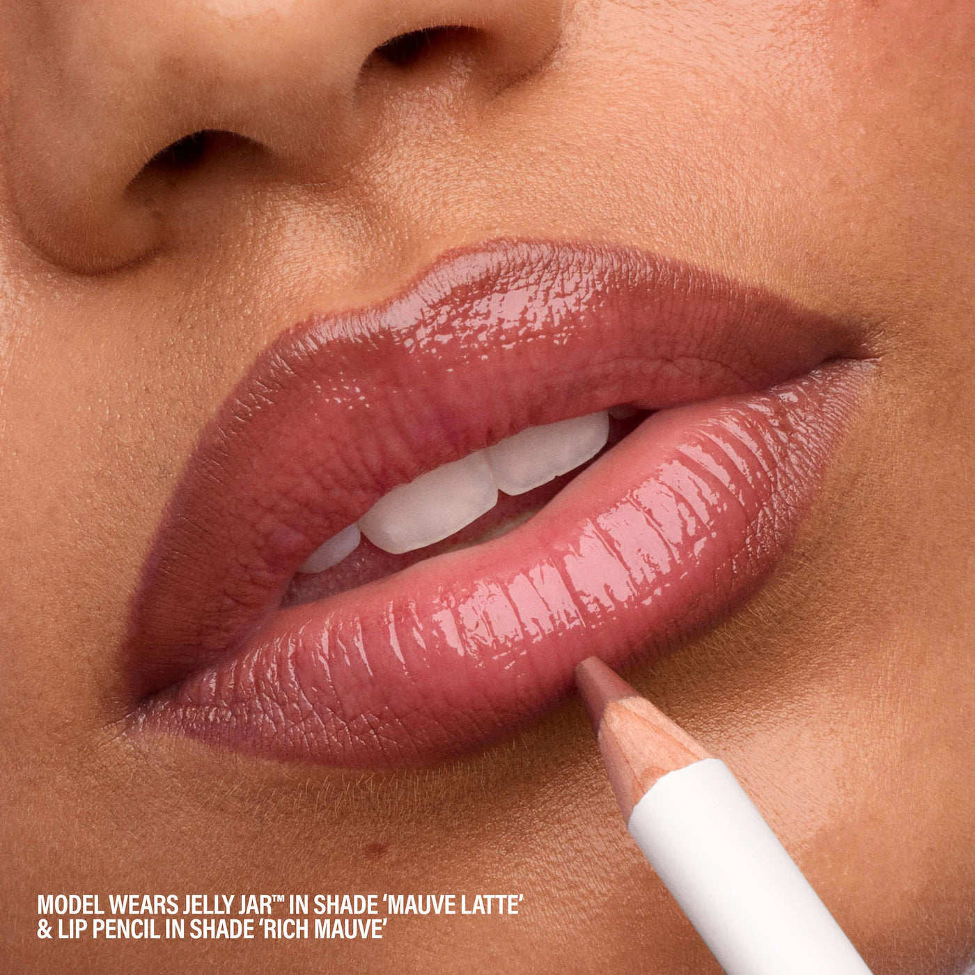 MAKEUP BY MARIO 
Jelly Jar Lip and Cheek Balm