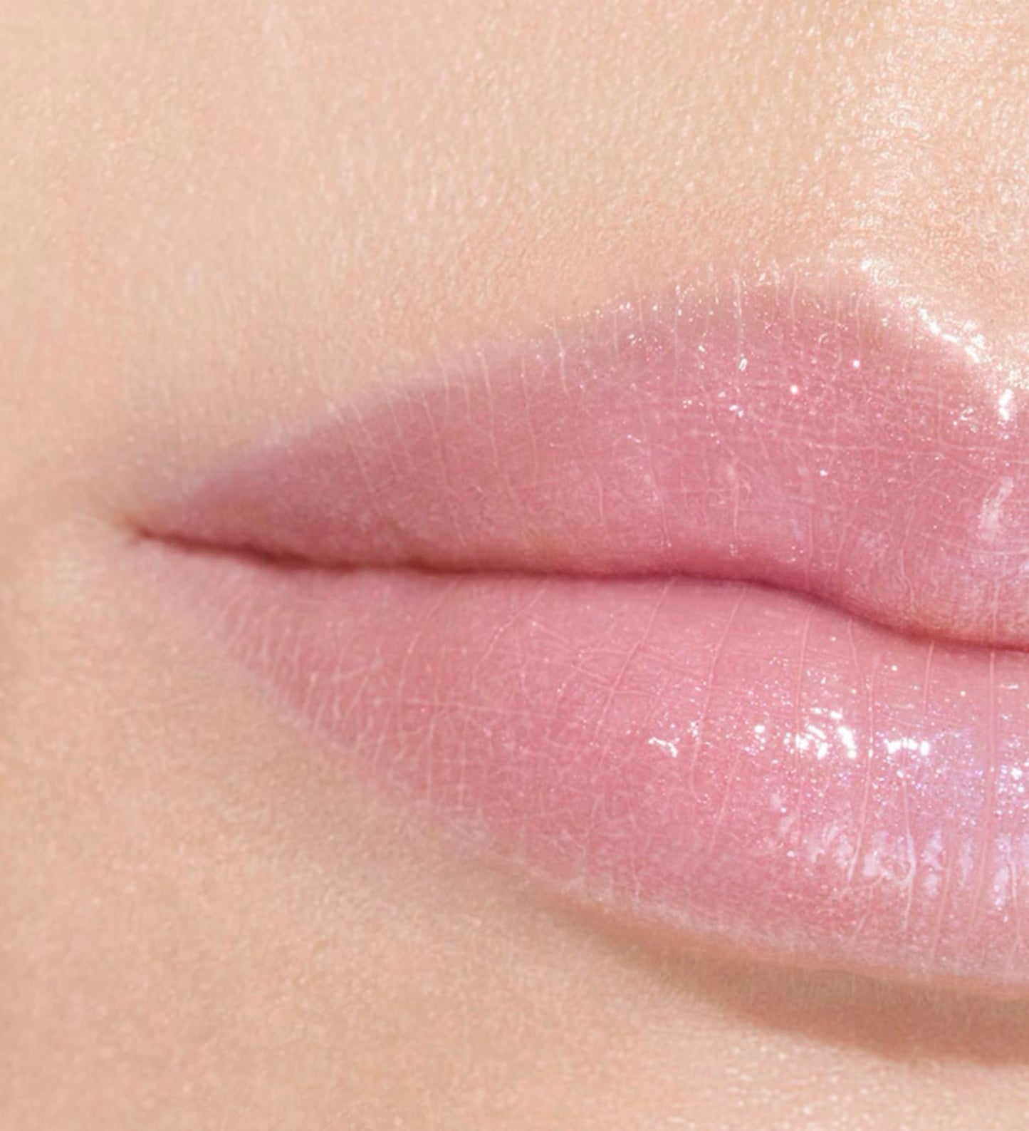 CHANEL
ROUGE COCO FLASH Lipstick