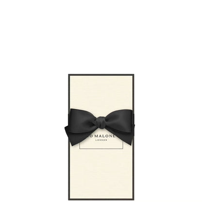 JO MALONE LONDON
Jo Malone London Frangipani Flower Hand Cream 30ml