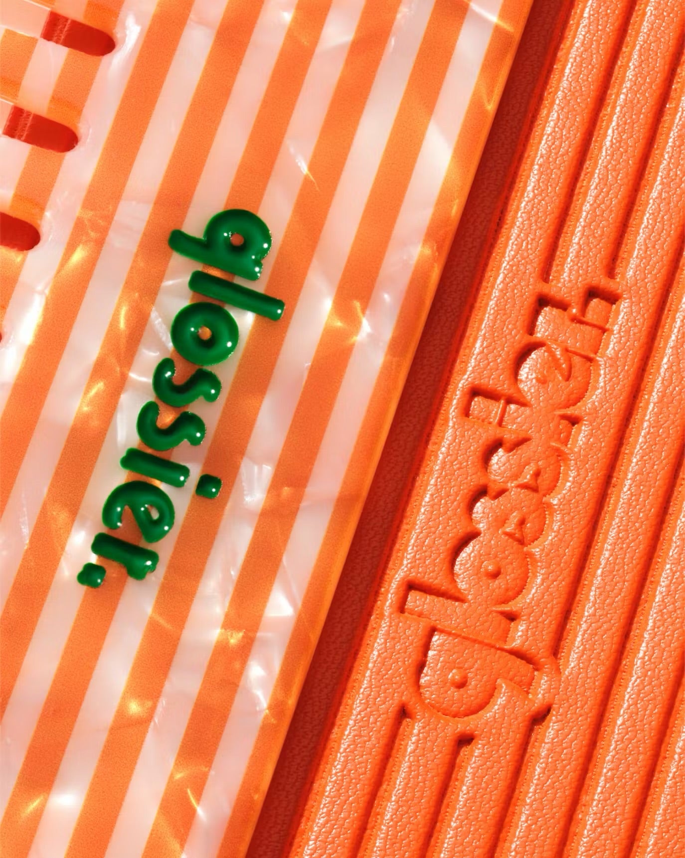 Glossier Summer Hair Comb