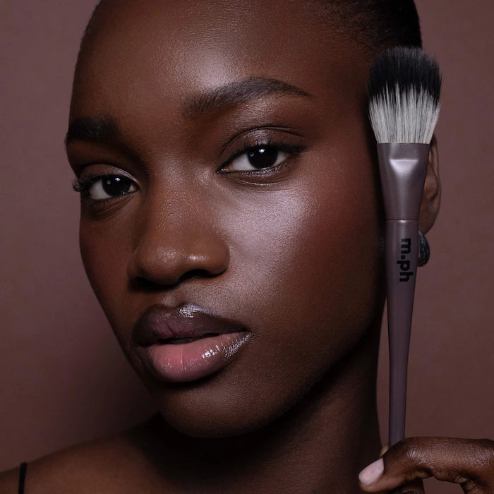 m.ph by Mary Phillips 
The Perfect Blending Touch Up Brush