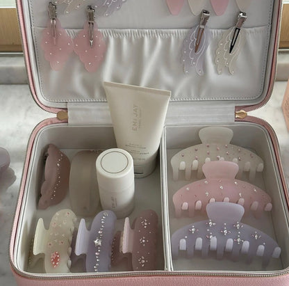 ON THE WAY VANITY CASE