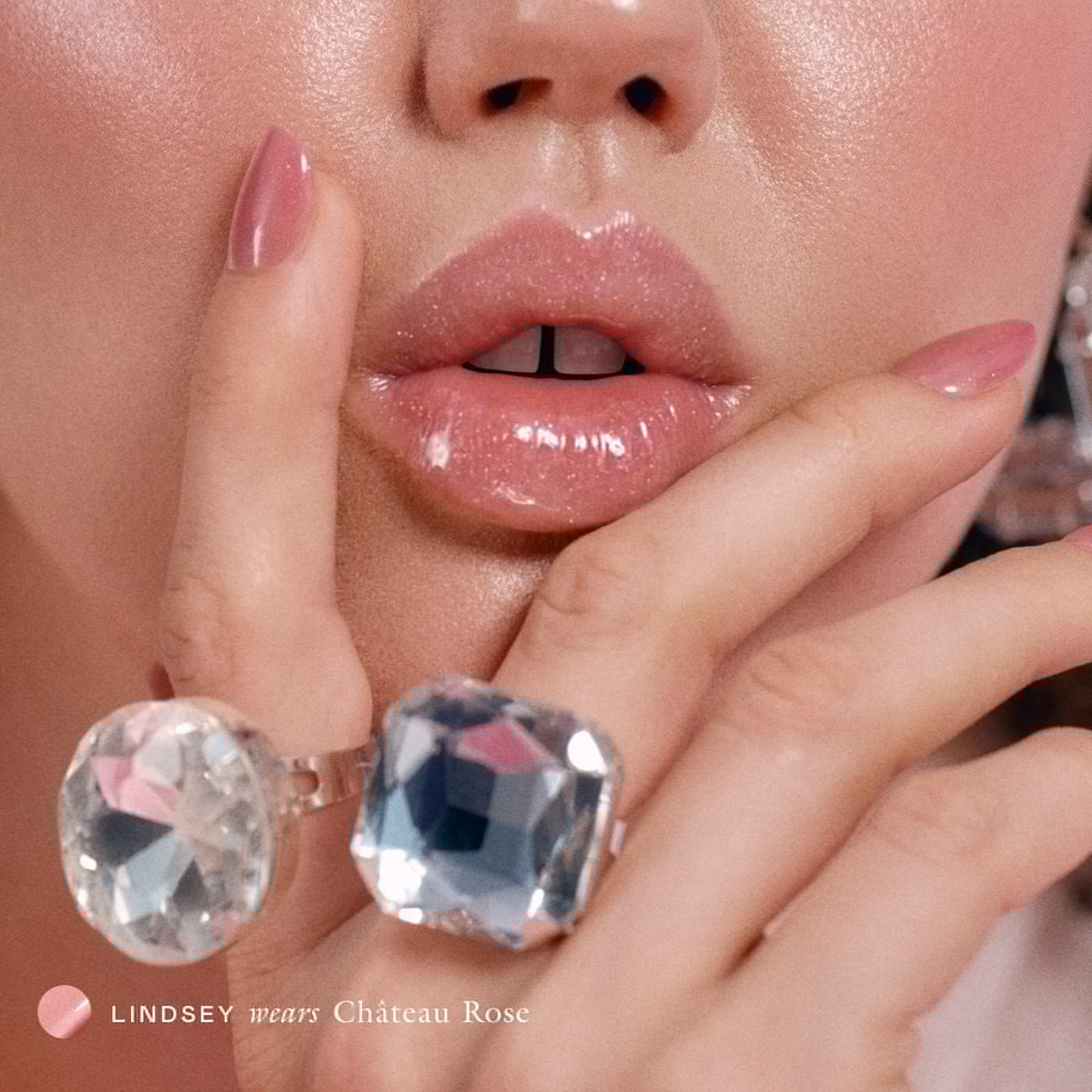 EADEM 
Le Chouchou Exfoliating + Softening Peptide Lip Balm