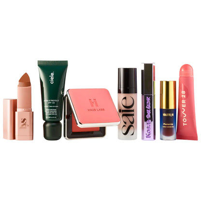 Sephora Favorites 
Cozy & Clean Makeup Value Set