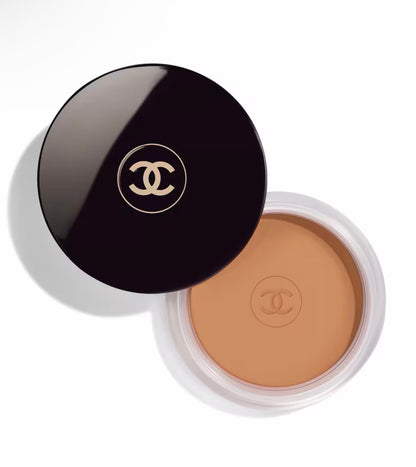 CHANEL
LES BEIGES Healthy Glow Bronzing Cream-Gel Bronzer