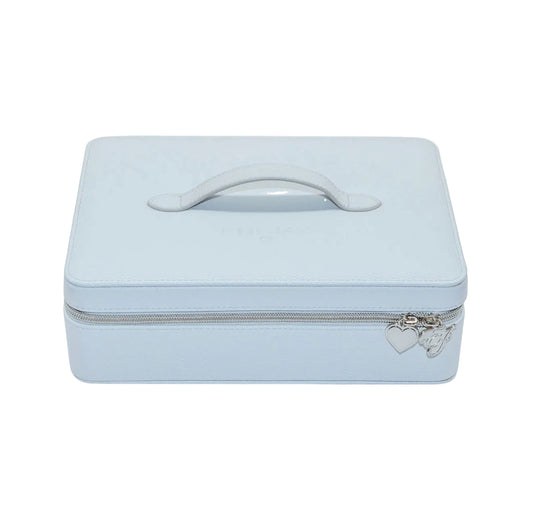 ON THE WAY VANITY CASE IN DREAM CLOUD BLUE