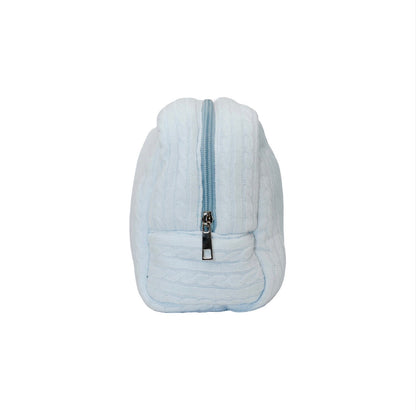 COZY POUCH IN DREAM CLOUD KNIT