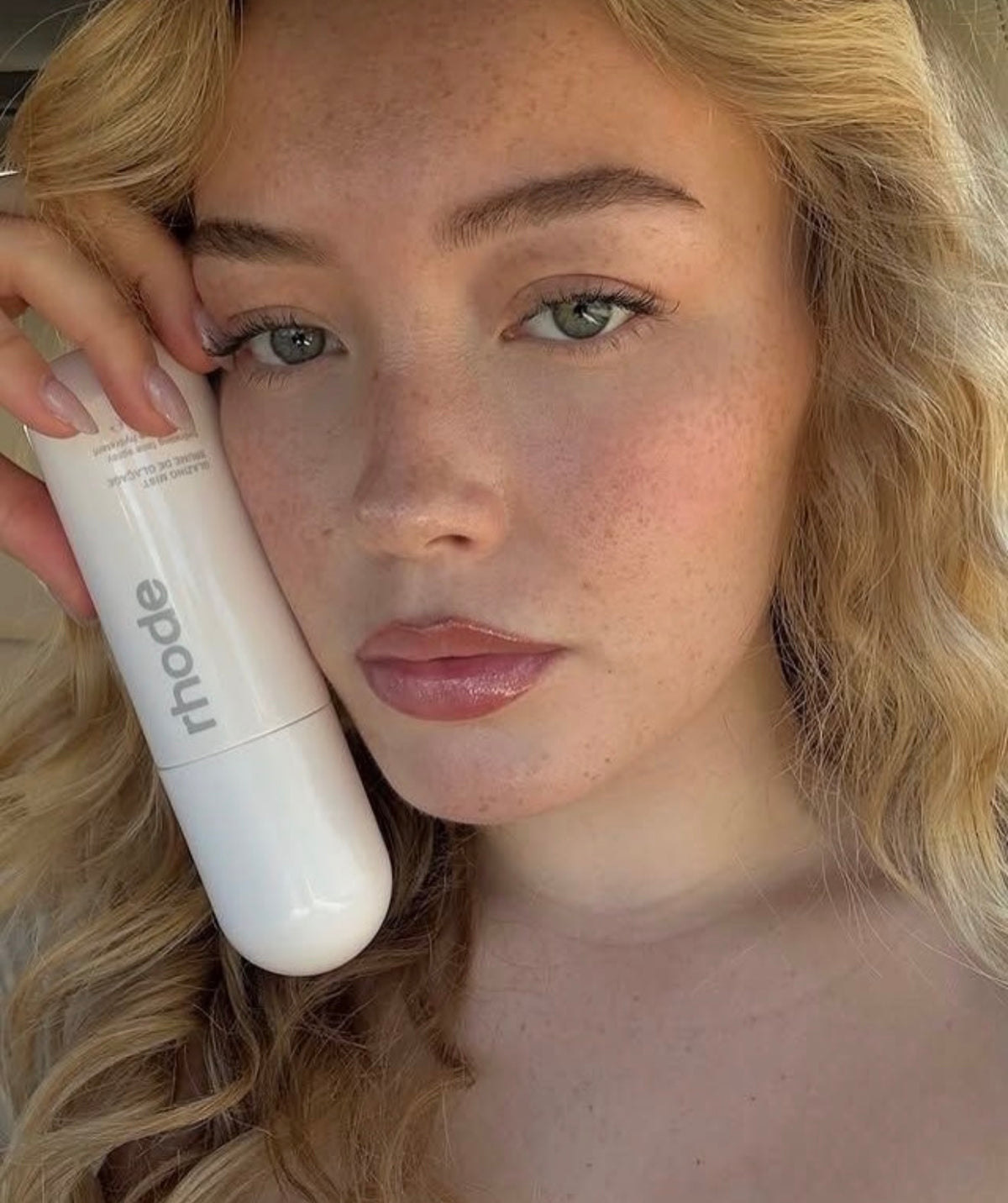 Rhode glazing face mist