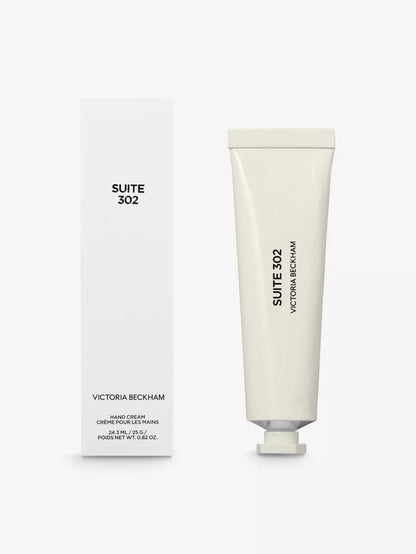 VICTORIA BECKHAM BEAUTY
Suite 302 scented hand cream 24ml