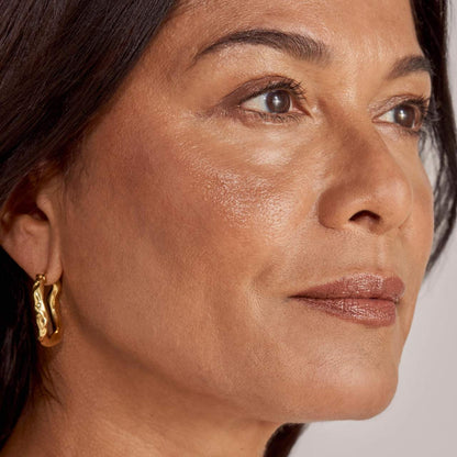 MERIT 
Bronze Balm Sheer Sculpting Bronzer