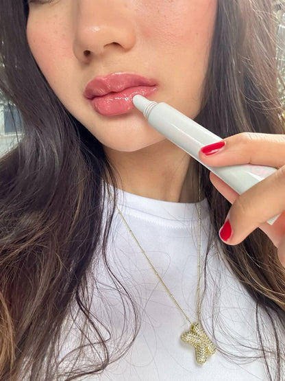 Rhode Peptide lip treatment