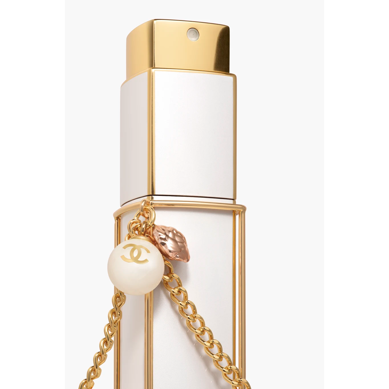 COCO MADEMOISELLE
EAU DE PARFUM REFILLABLE PURSE SPRAY