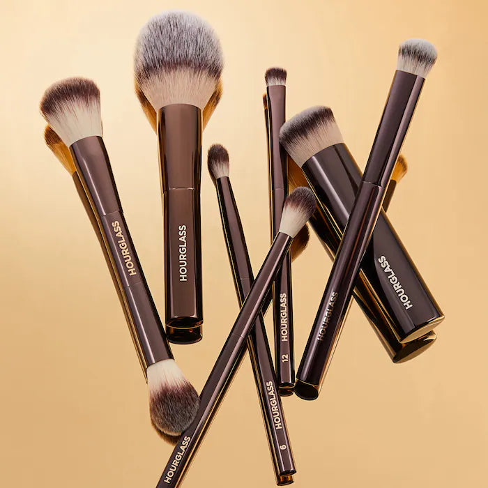 Hourglass 
Vegan Face & Eye Travel Brush Set